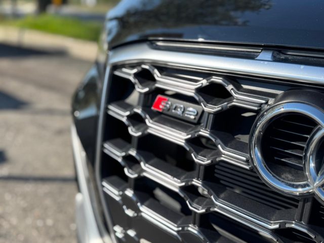 AUDI SQ2 usata, con Boardcomputer