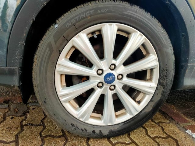 FORD Kuga usata, con Sensori di parcheggio posteriori