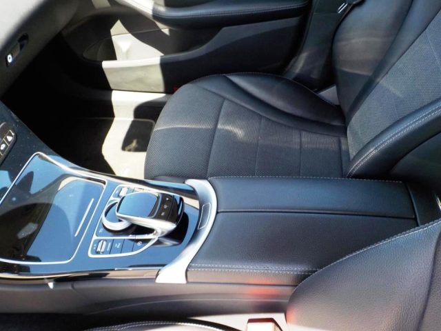 MERCEDES-BENZ C 220 usata, con Pneumatici estivi