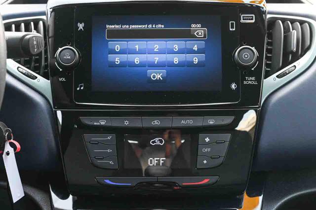 LANCIA Ypsilon usata, con USB