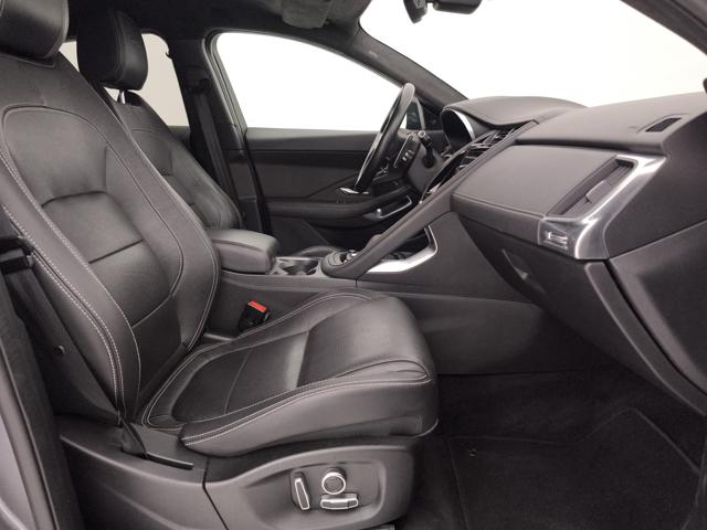 JAGUAR E-Pace usata, con Luci diurne