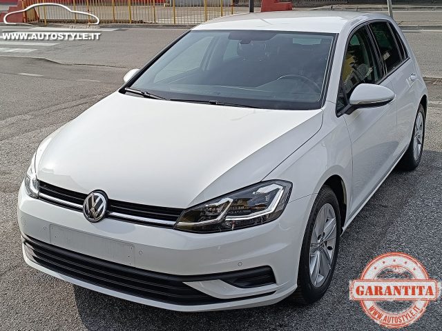VOLKSWAGEN Golf usata, con Luci diurne