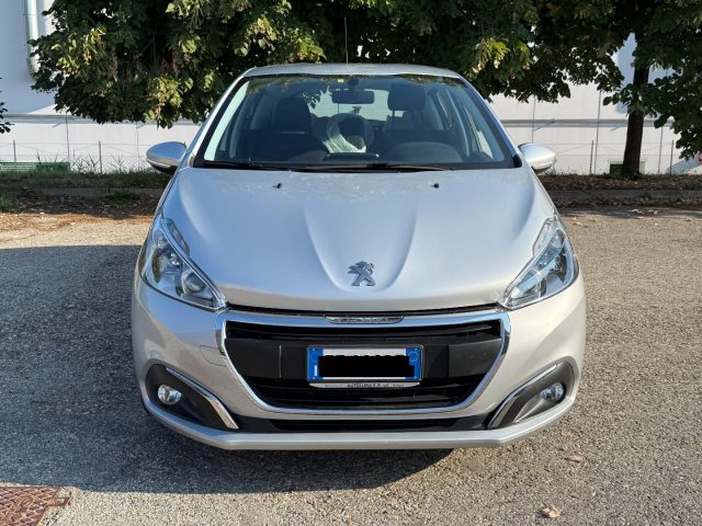 PEUGEOT 208 usata, con Airbag