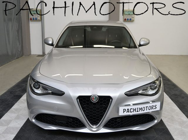 ALFA ROMEO Giulia usata, con Servosterzo