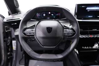 PEUGEOT 2008 usata, con Sistema di navigazione
