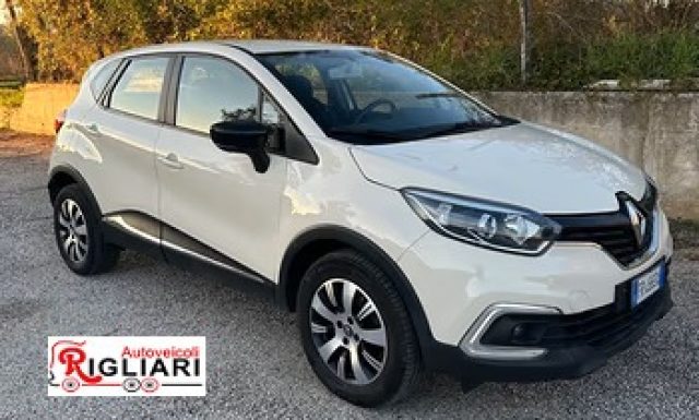 RENAULT Captur usata, con ABS