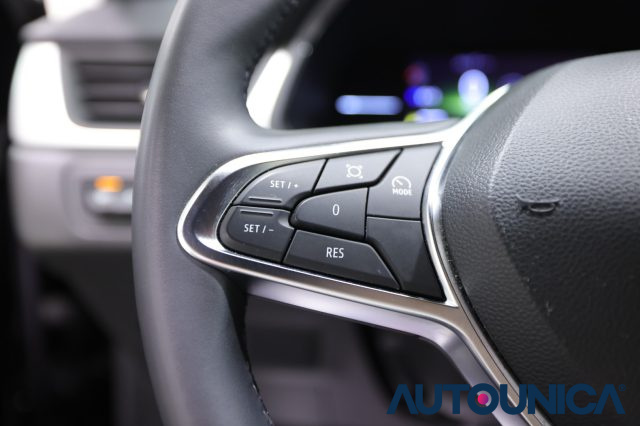 RENAULT Captur usata, con Sedile posteriore sdoppiato