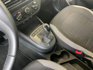 HYUNDAI i10 usata, con USB