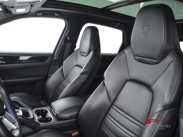 PORSCHE Cayenne usata 8