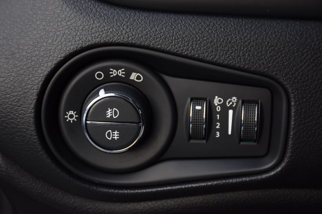 JEEP Renegade usata, con Touch screen