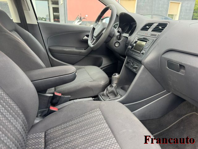 VOLKSWAGEN Polo usata, con Autoradio