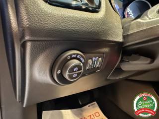 JEEP Compass usata, con Leve al volante