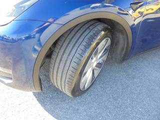 TESLA Model Y usata, con Cerchi in lega