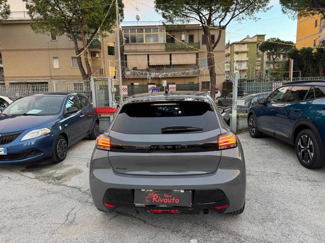 PEUGEOT 208 usata, con USB