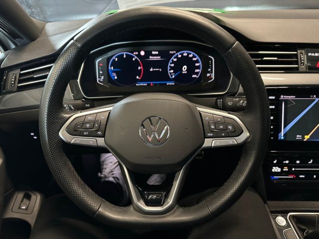 VOLKSWAGEN Passat usata, con Interni in pelle