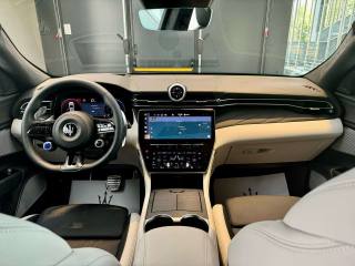 MASERATI Grecale usata, con Volante in pelle