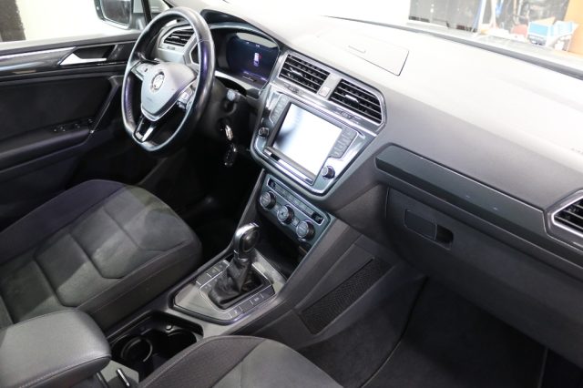 VOLKSWAGEN Tiguan usata, con Bracciolo
