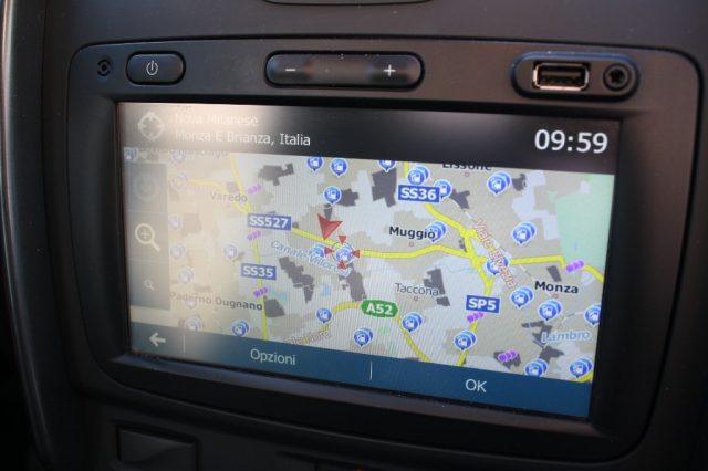 DACIA Duster usata, con Bluetooth
