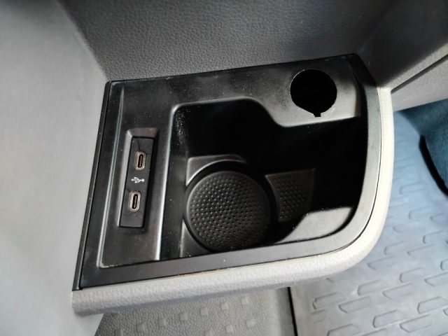 VOLKSWAGEN Transporter usata 14