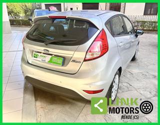 FORD Fiesta usata, con Autoradio