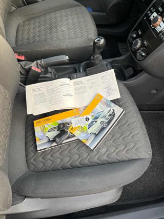 OPEL Corsa usata, con Climatizzatore