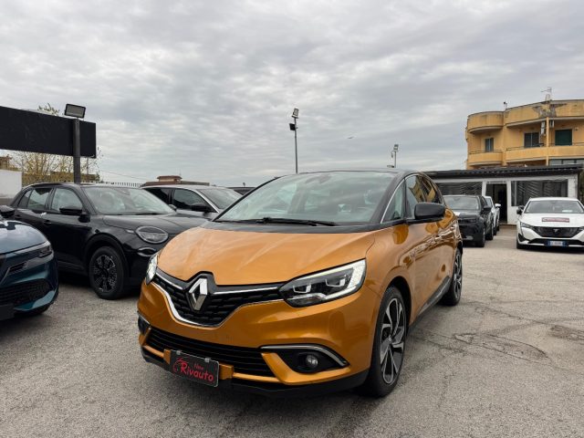 RENAULT Scenic usata, con Airbag laterali