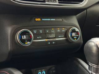 FORD Kuga usata, con Specchietti laterali elettrici