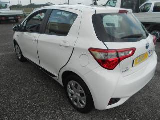 TOYOTA Yaris usata, con Alzacristalli elettrici