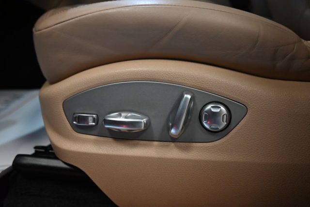 PORSCHE Macan usata 129