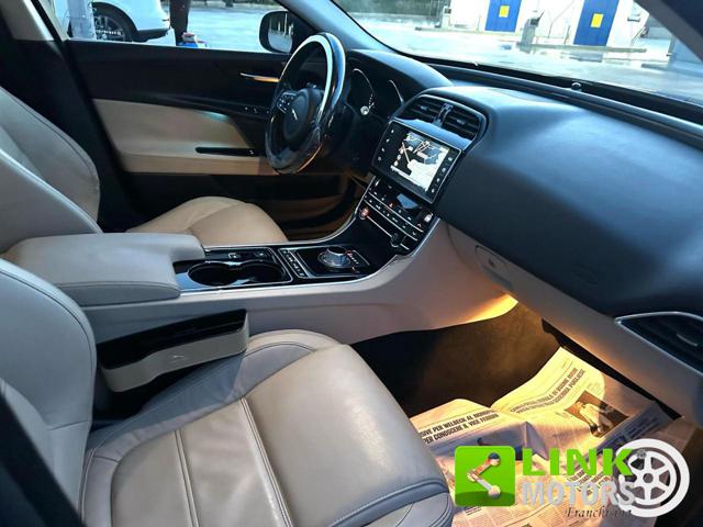 JAGUAR XE usata, con Fendinebbia