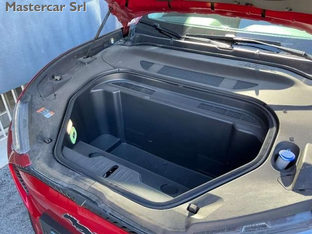 FORD Mustang Mach-E usata, con Fendinebbia