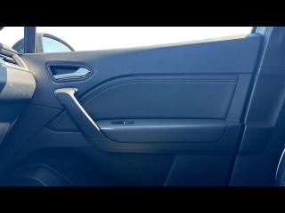 RENAULT Captur usata, con USB