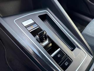 VOLKSWAGEN Golf usata, con ESP