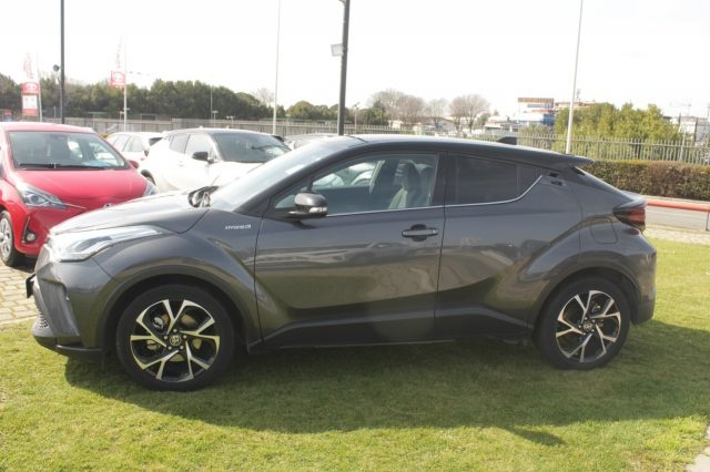 TOYOTA C-HR usata, con Autoradio