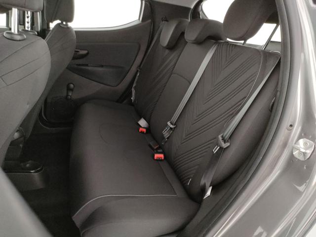 LANCIA Ypsilon usata, con Park Distance Control