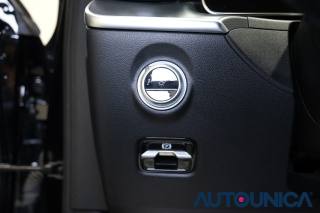 MERCEDES-BENZ C 200 usata, con Fari LED