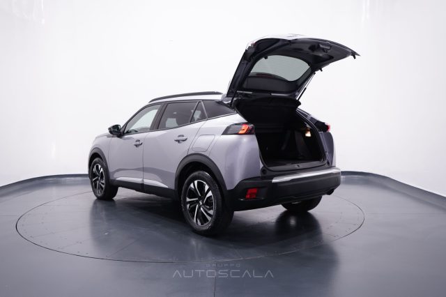 PEUGEOT 2008 usata, con Airbag testa