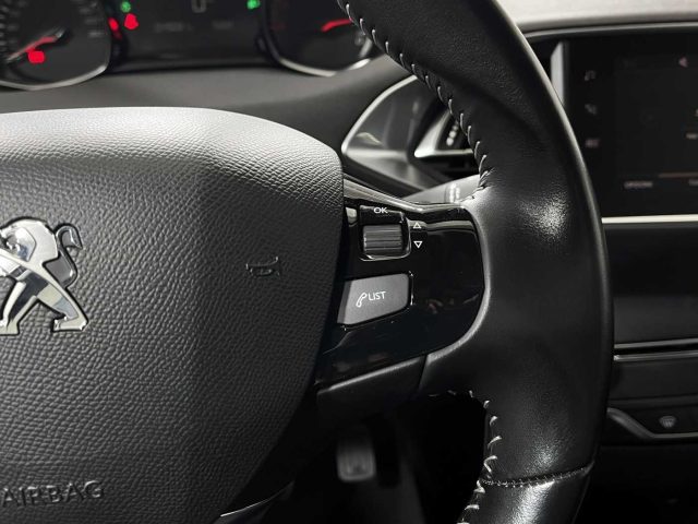 PEUGEOT 308 usata, con Riconoscimento dei segnali stradali