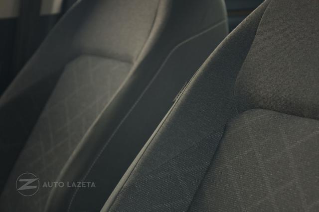 VOLKSWAGEN Golf usata, con Fari direzionali