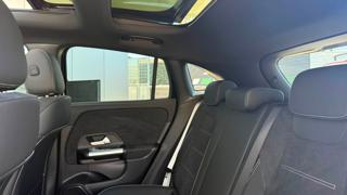 MERCEDES-BENZ GLA 200 usata, con Sedili riscaldati