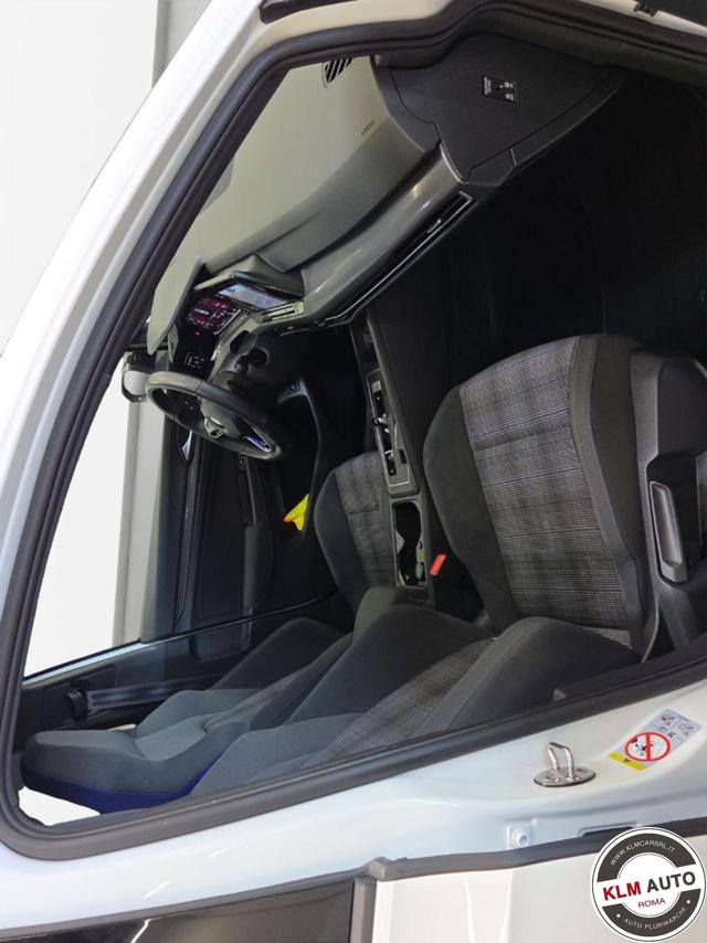 VOLKSWAGEN Golf usata, con Autoradio