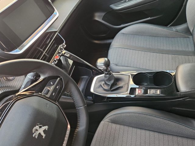 PEUGEOT 208 usata, con Bracciolo