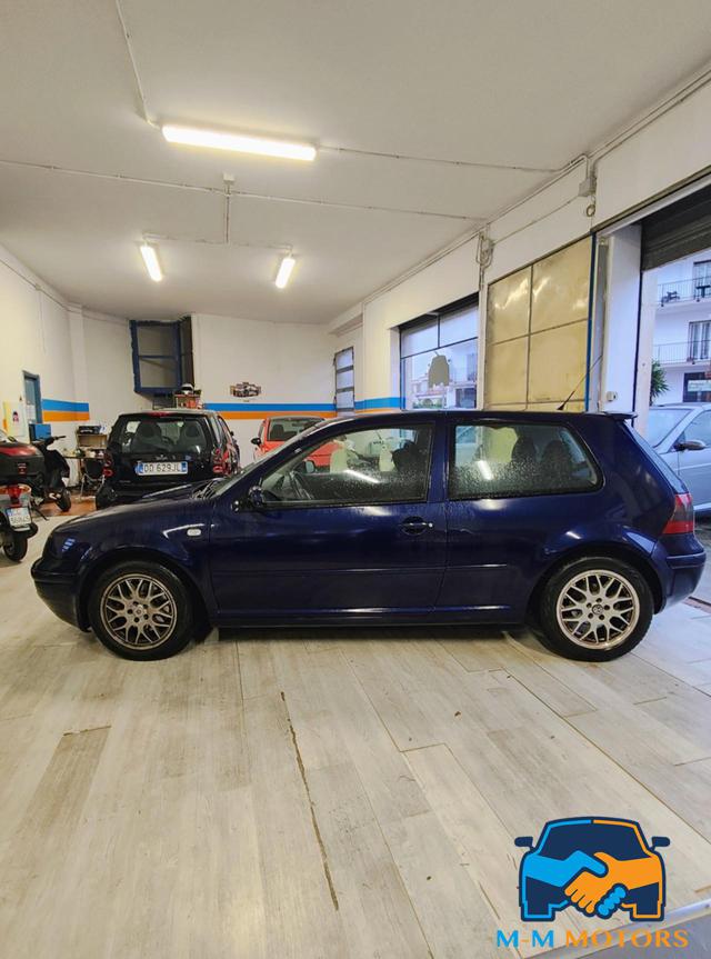 VOLKSWAGEN Golf usata, con Airbag Passeggero
