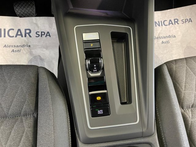 VOLKSWAGEN Golf usata, con Autoradio digitale