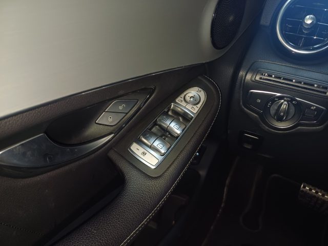 MERCEDES-BENZ GLC 220 usata, con Touch screen