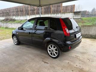 FORD Fiesta usata, con Chiusura centralizzata