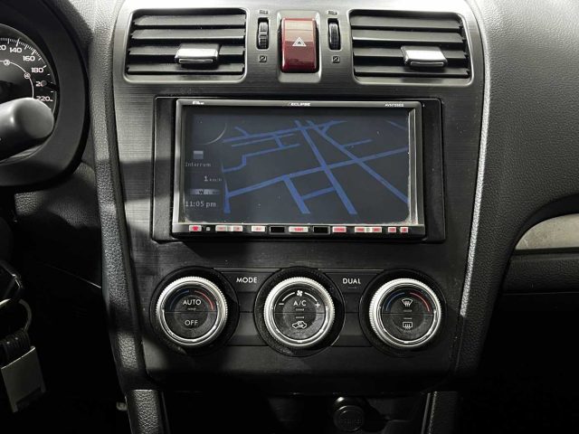 SUBARU XV usata, con Sedile posteriore sdoppiato