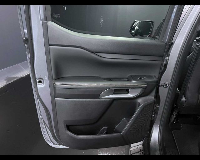 FORD Ranger usata, con Sensori di parcheggio posteriori