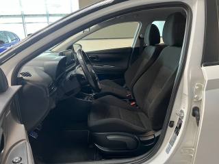 HYUNDAI Bayon usata, con Autoradio