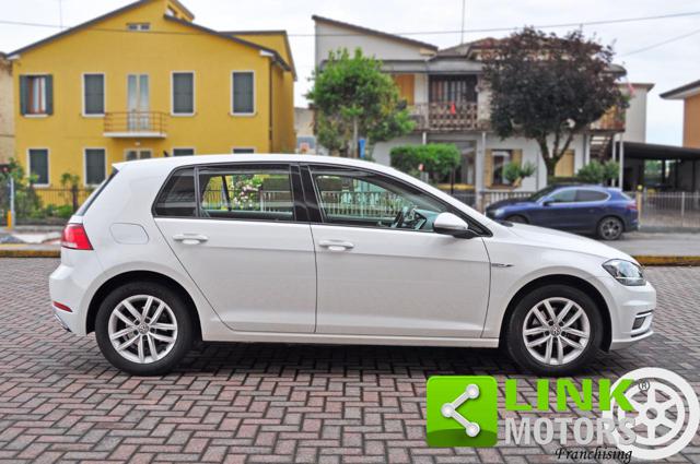 VOLKSWAGEN Golf usata, con Autoradio